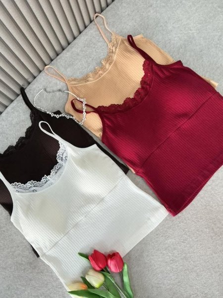 شباحات نص بطن