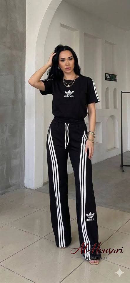 أسود